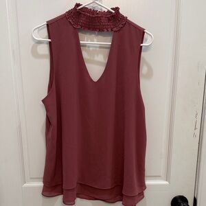 Chic Sleeveless Ruffled Blouse in Dusty Rose